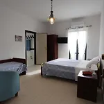 מלון Barracuda 3*