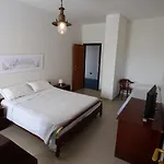 Barracuda מלון 3*
