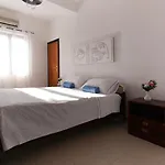 Barracuda מלון 3*