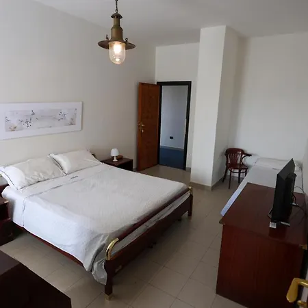 Barracuda Hotel 3*