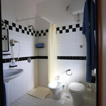 Barracuda מלון ורקטורו