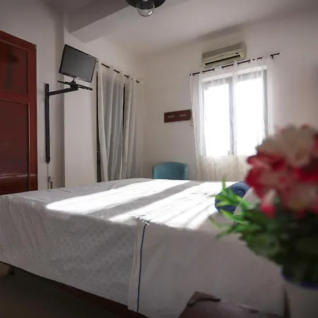 Barracuda Hotel Varcaturo